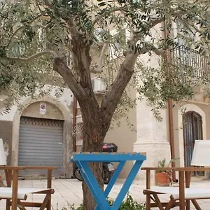 https://pollon-room-ortigia.sicilyhotelsitaly.net