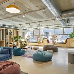https://unite-hostel-barcelona.catalonia-hotels.com